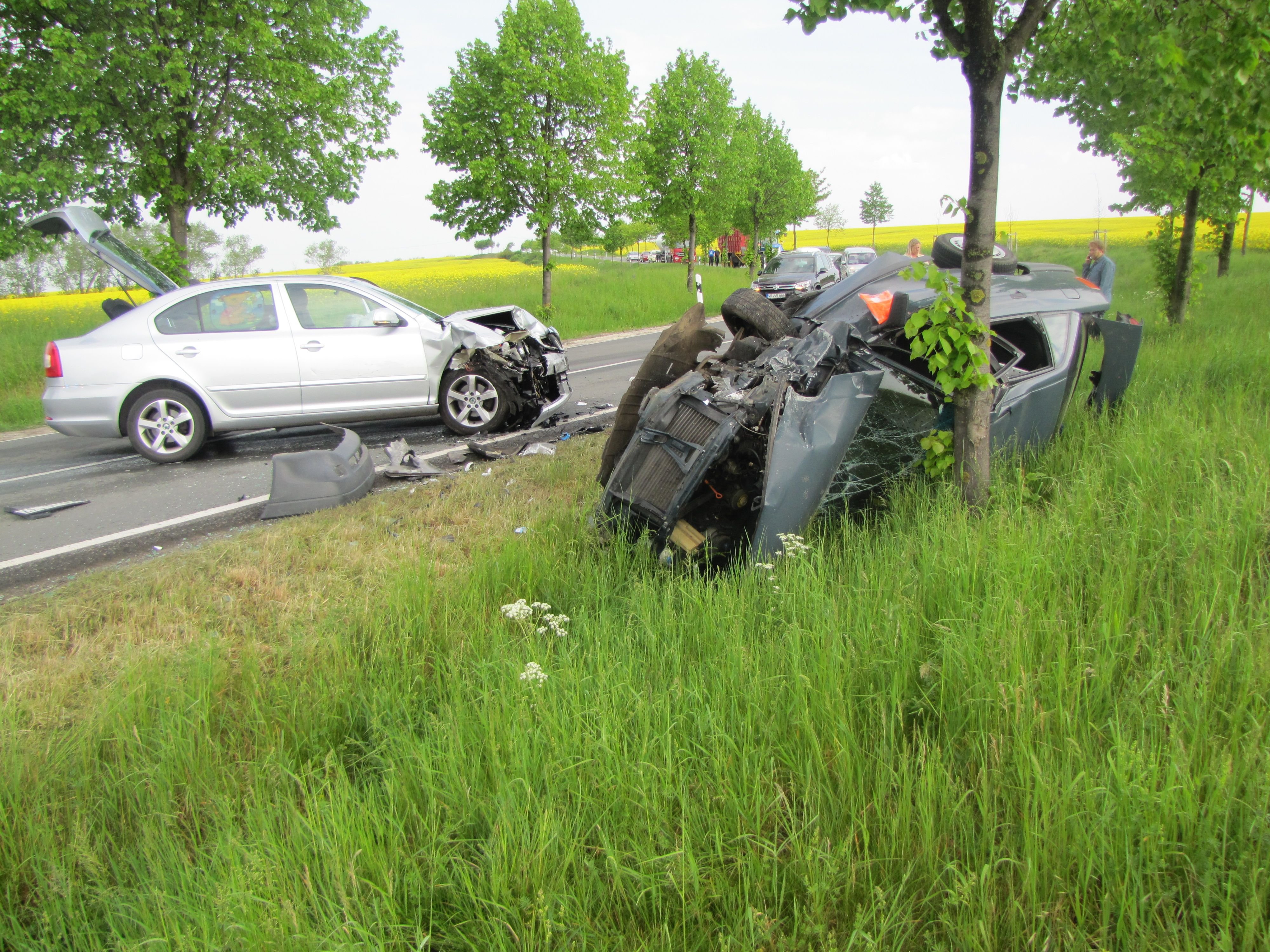 So sahen die beiden Autos nach dem Unfall bei Hedersleben aus.