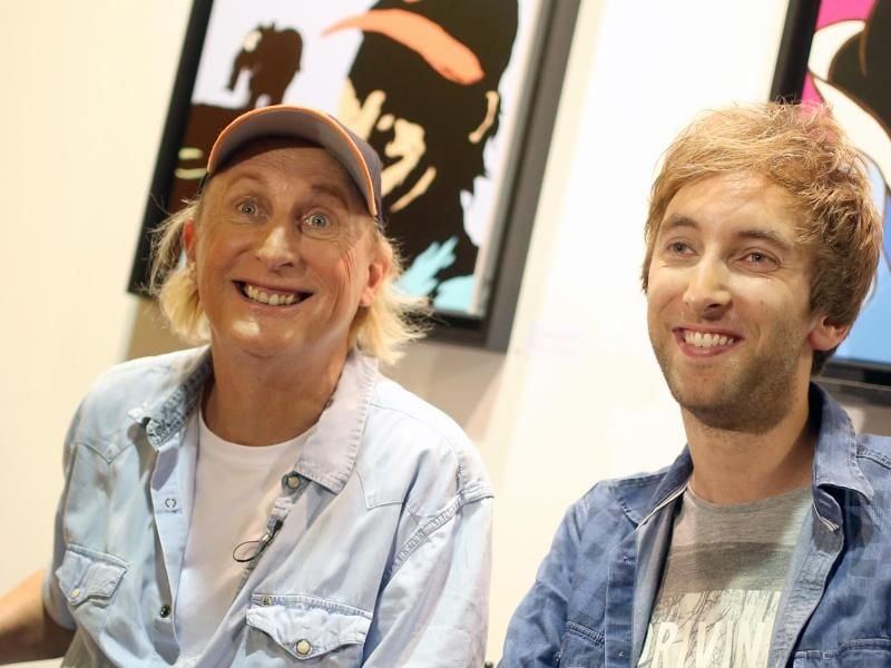 Der Komiker Otto Waalkes (l) und der Youtube-Star und Comedian Torge Oelrich, alias Freshtorge. Foto: Fredrik von Erichsen