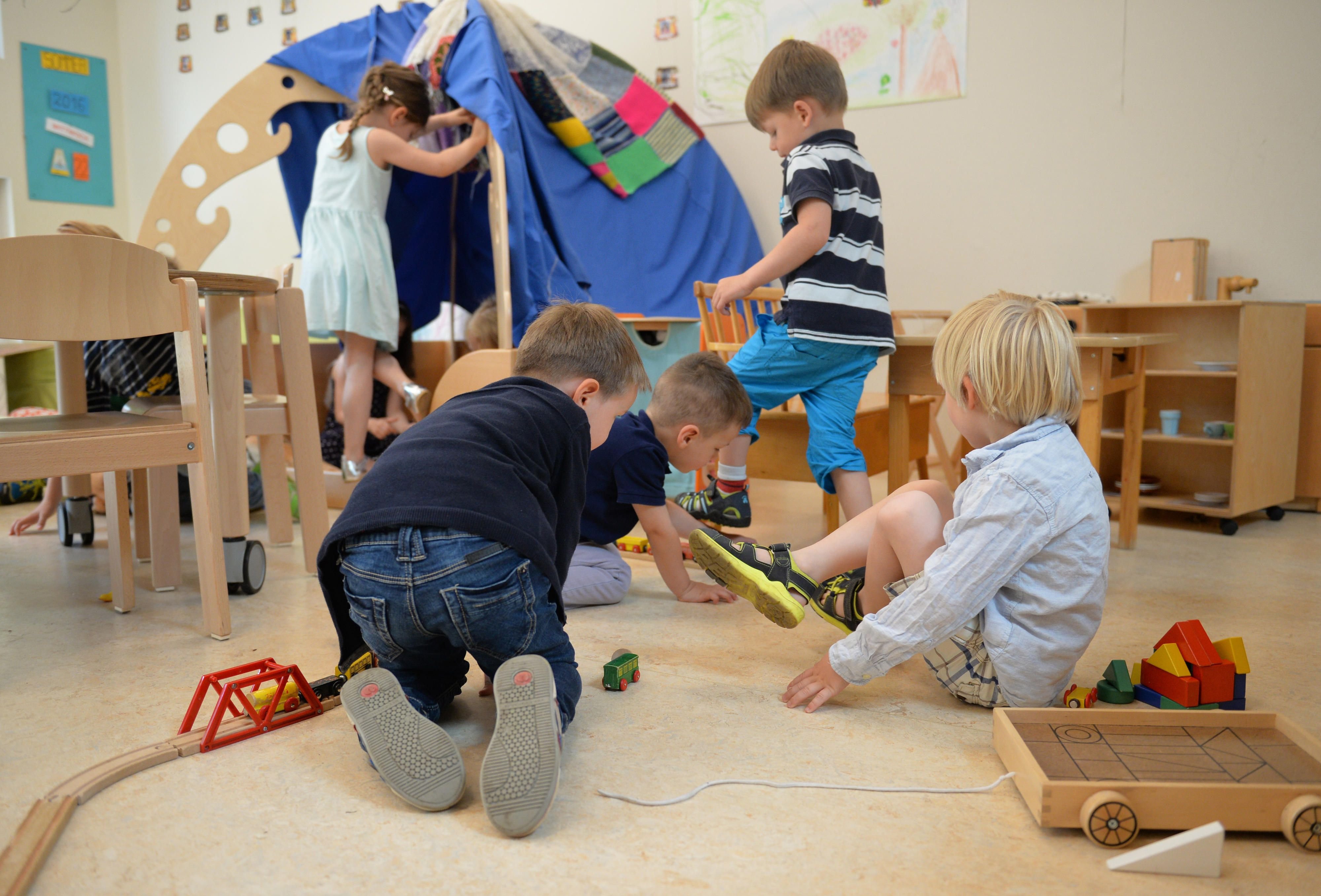 Die Pädagogin habe sich durch das Lachen der Kinder gestört gefühlt. (Symbolbild)