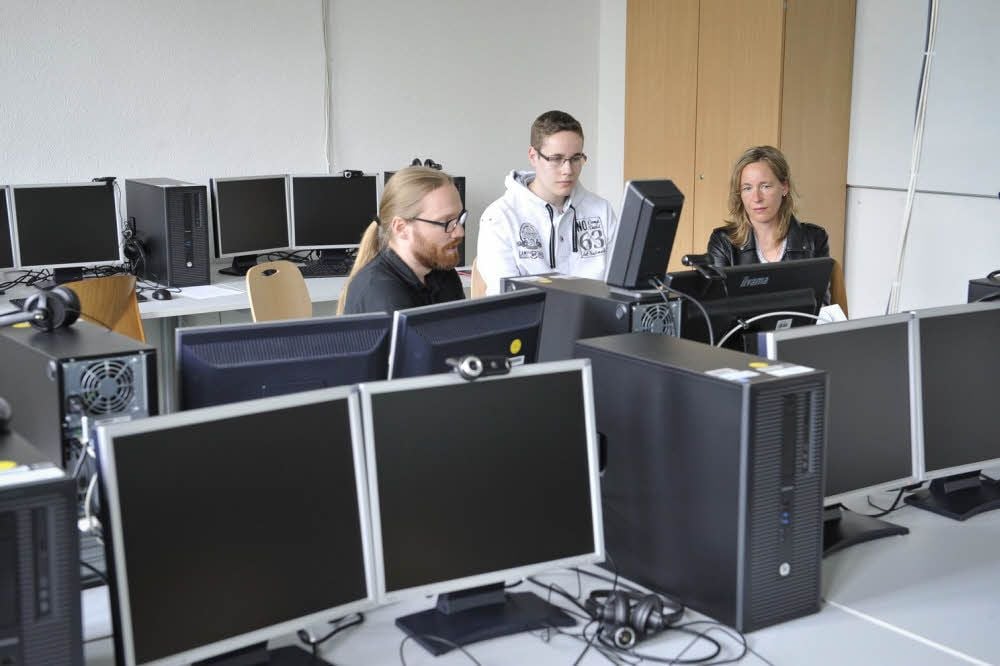 Bei den Informatikern in der Lohmannstraße kann man sich erklären lassen, wie Computerspiele entstehen.