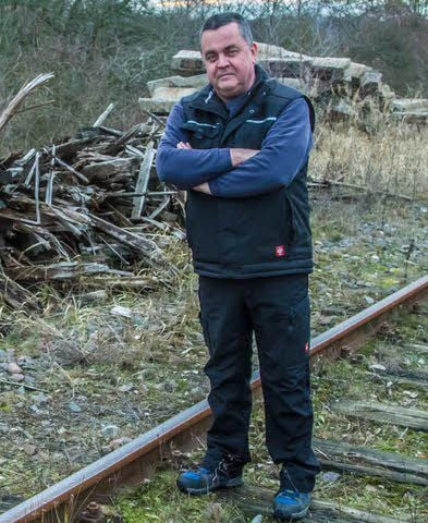 Der Zschornewitzer Steffen Eiling sagt: „Das ist eine Riesensauerei!“