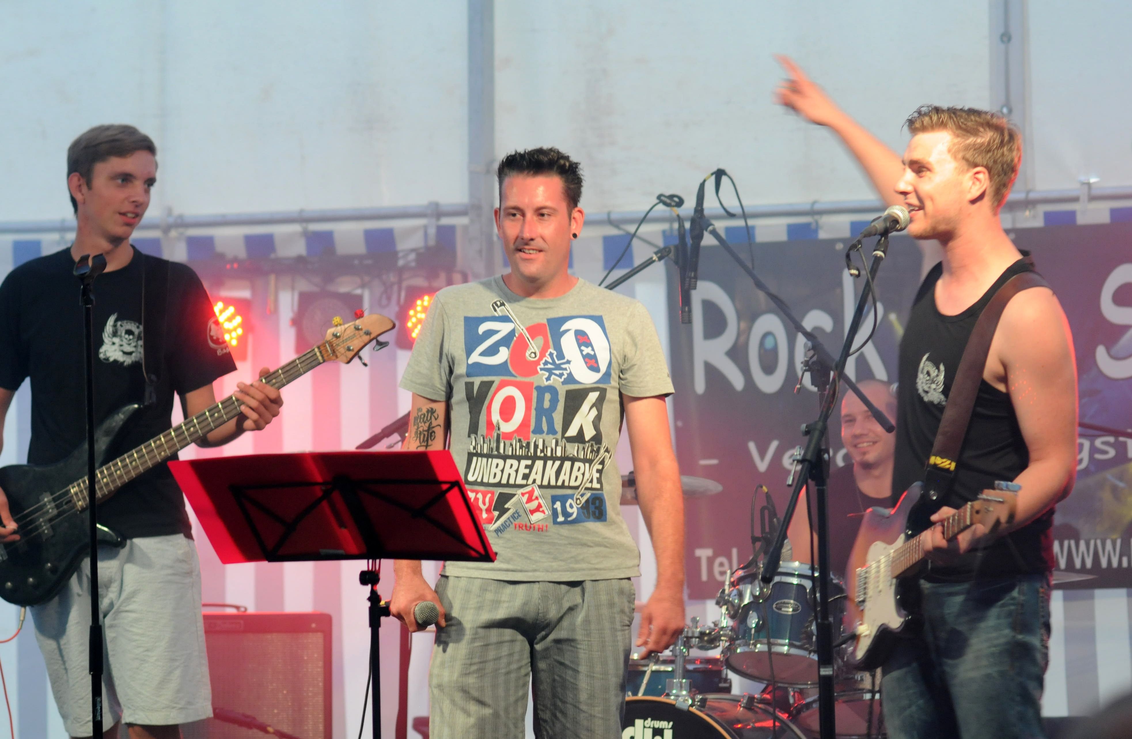 Die Band "Rock'n'Trainer" aus Landsberg wird um 18 Uhr auftreten.