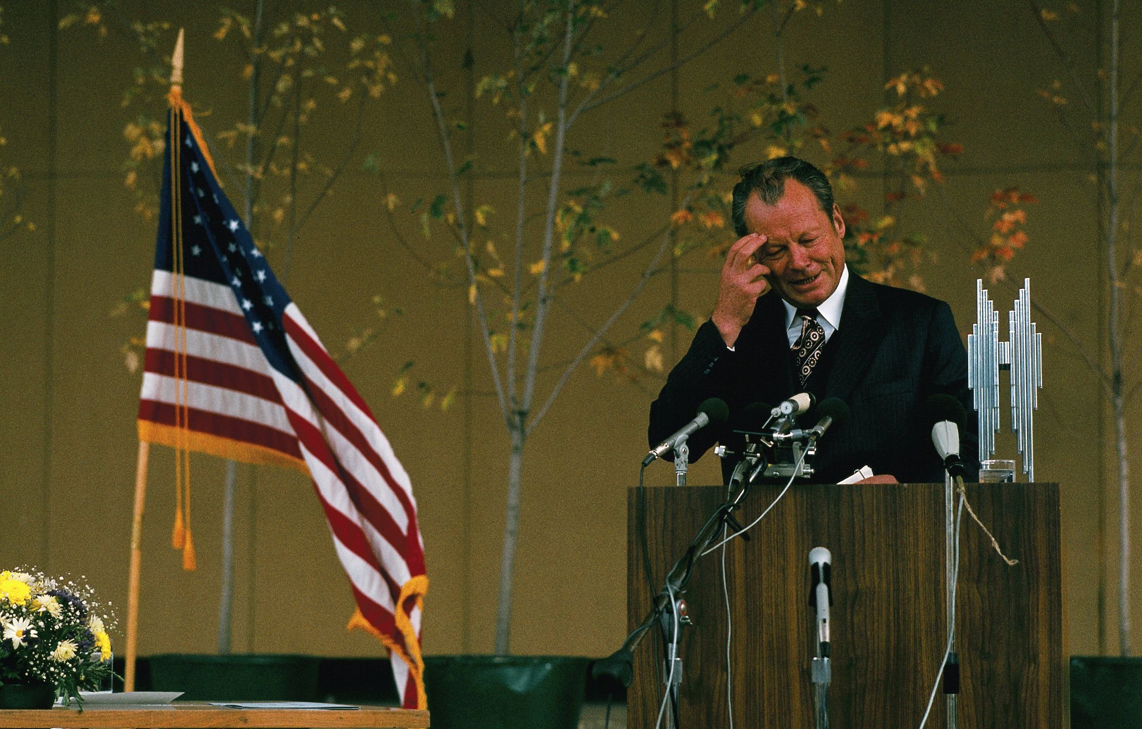 Der ehemalige Bundeskanzler Willy Brandt während einer Rede