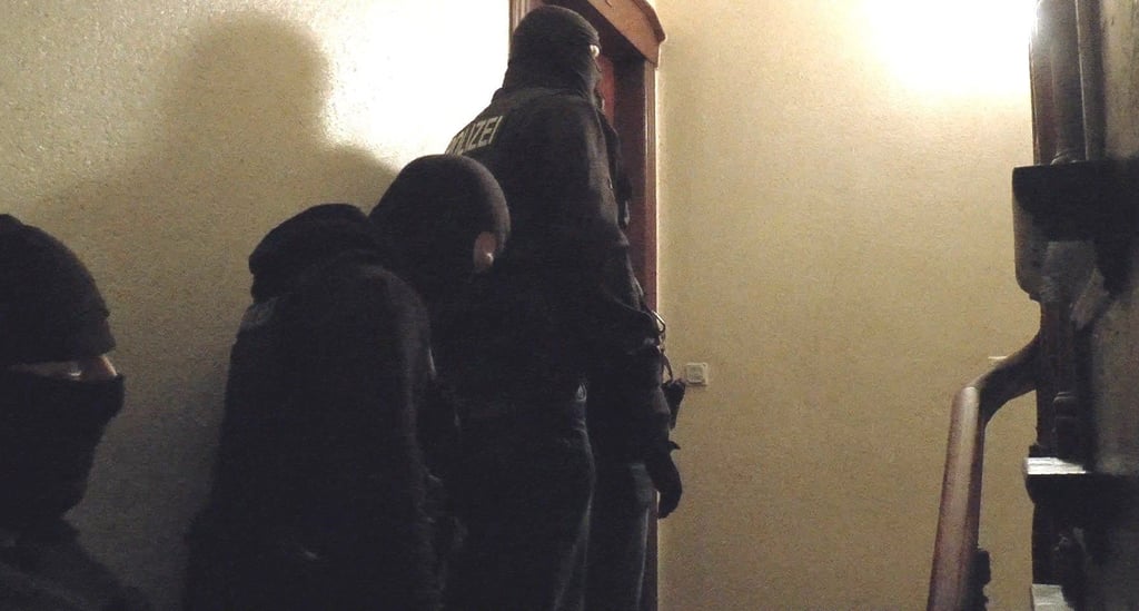 Im Fall der vermissten Kezhia H. aus Klötze hat die Polizei die Wohnanschrift eines 42-Jährigen durchsucht.