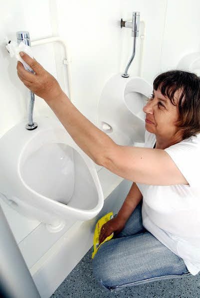 Monika Hoffmann hält alles sauber. Auch beim größten Ansturm.