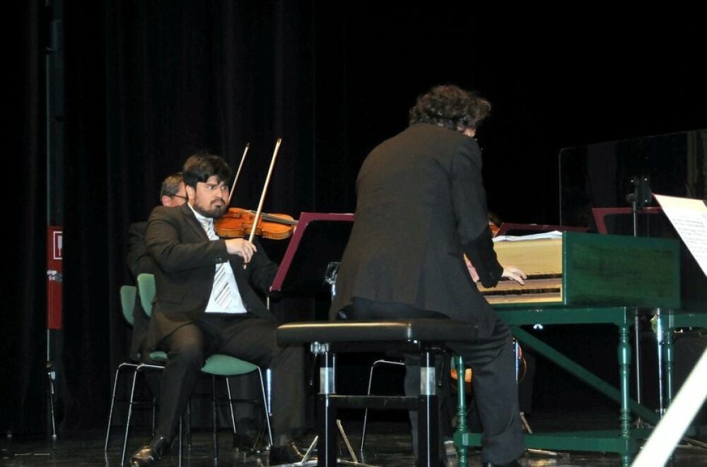 Die Mitteldeutsche Kammerphilharmonie spielt zum Abschluss barocke Stücke.