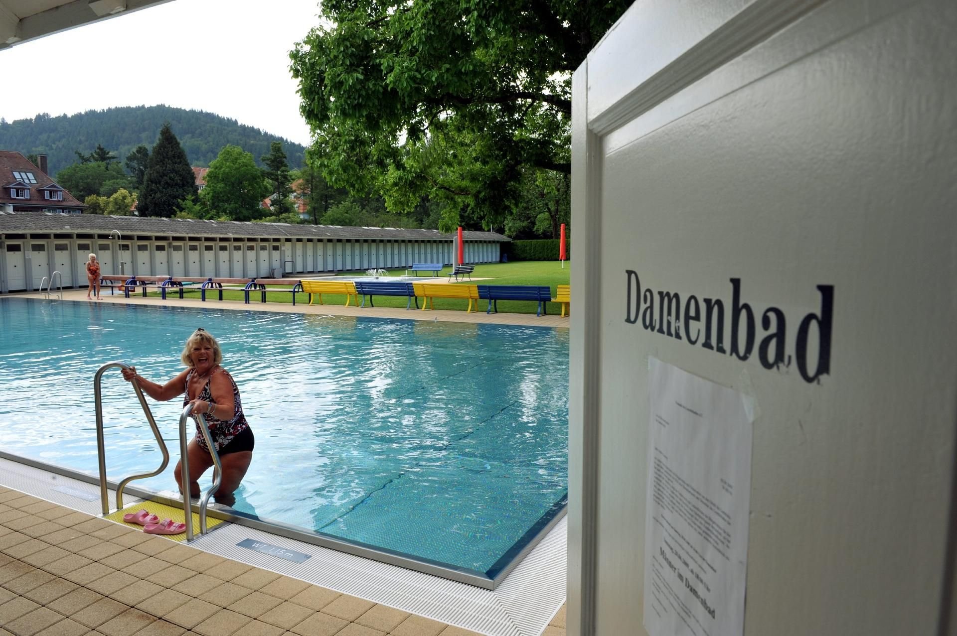 Seit 1886 gibt es in Freiburg das Frauenbad im Lorettobad - heute ist es das letzte Damenbad Deutschlands.