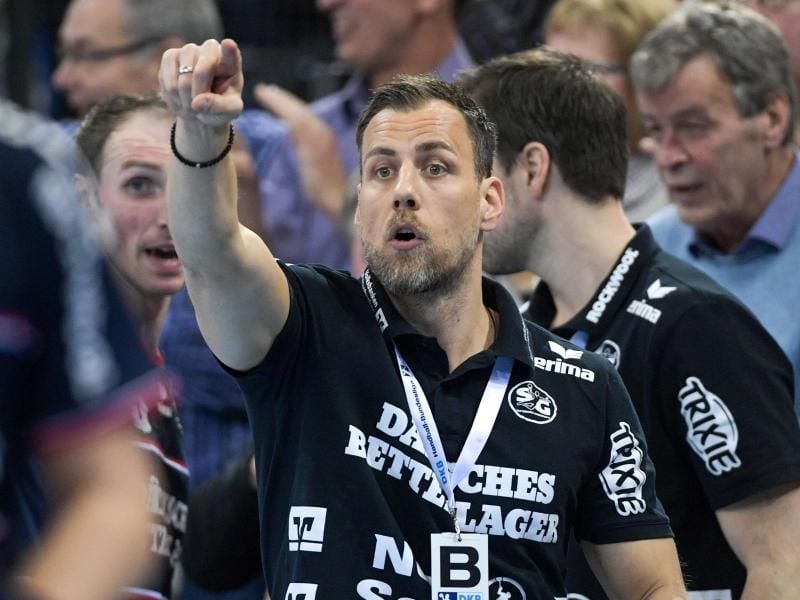 Flensburgs Trainer Maik Machulla sah einen nervösen Auftritt seiner Mannschaft gegen Montpellier. Foto: Axel Heimken