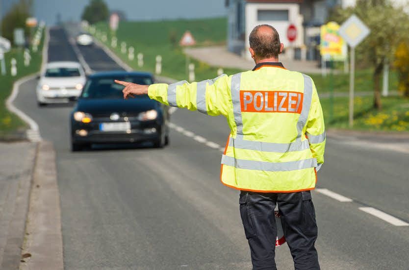 Beim Blitzermarathon im Burgenlandkreis wurden am Mittwoch insgesamt 23 Geschwindigkeitsüberschreitungen durch die Polizei geahndet.