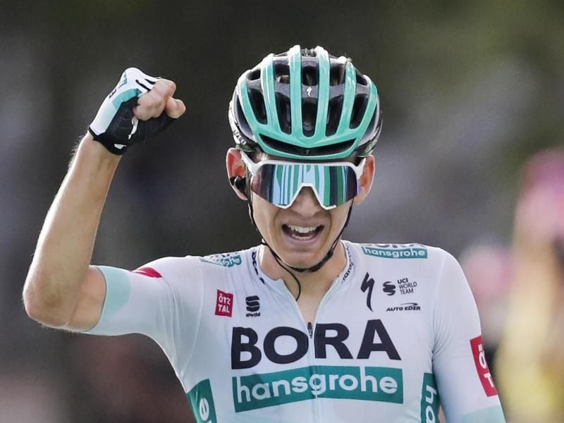 Der bisher größte Erfolg seiner Karriere: Lennard Kämna gewann die 16. Etappe der Tour de France. Foto: Christophe Ena/AP/dpa
