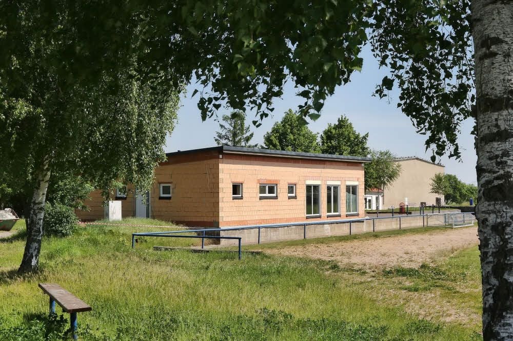 Das neue Vereinshaus am Sportplatz in Siersleben.