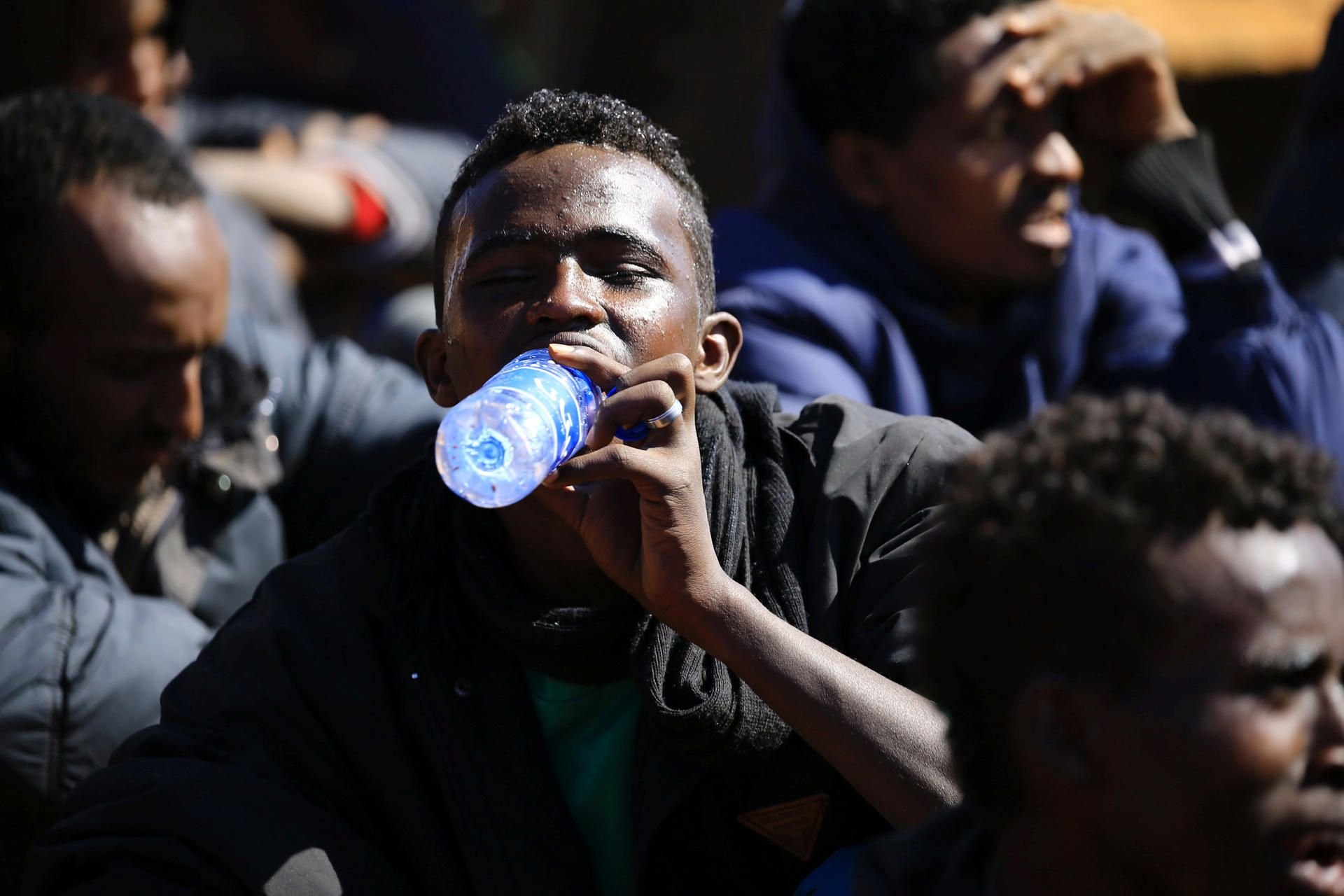 Flüchtlinge auf dem Weg nach Libyen