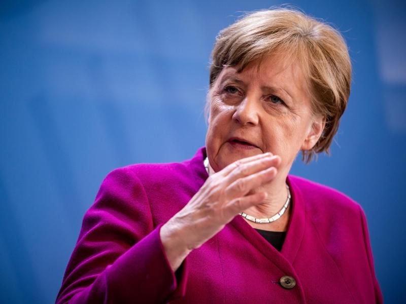 Die Auswirkungen der am Montag begonnenen Öffnung der Geschäfte könne man erst 14 Tage später abschätzen, sagt Merkel. Foto: Michael Kappeler/dpa-Pool/dpa