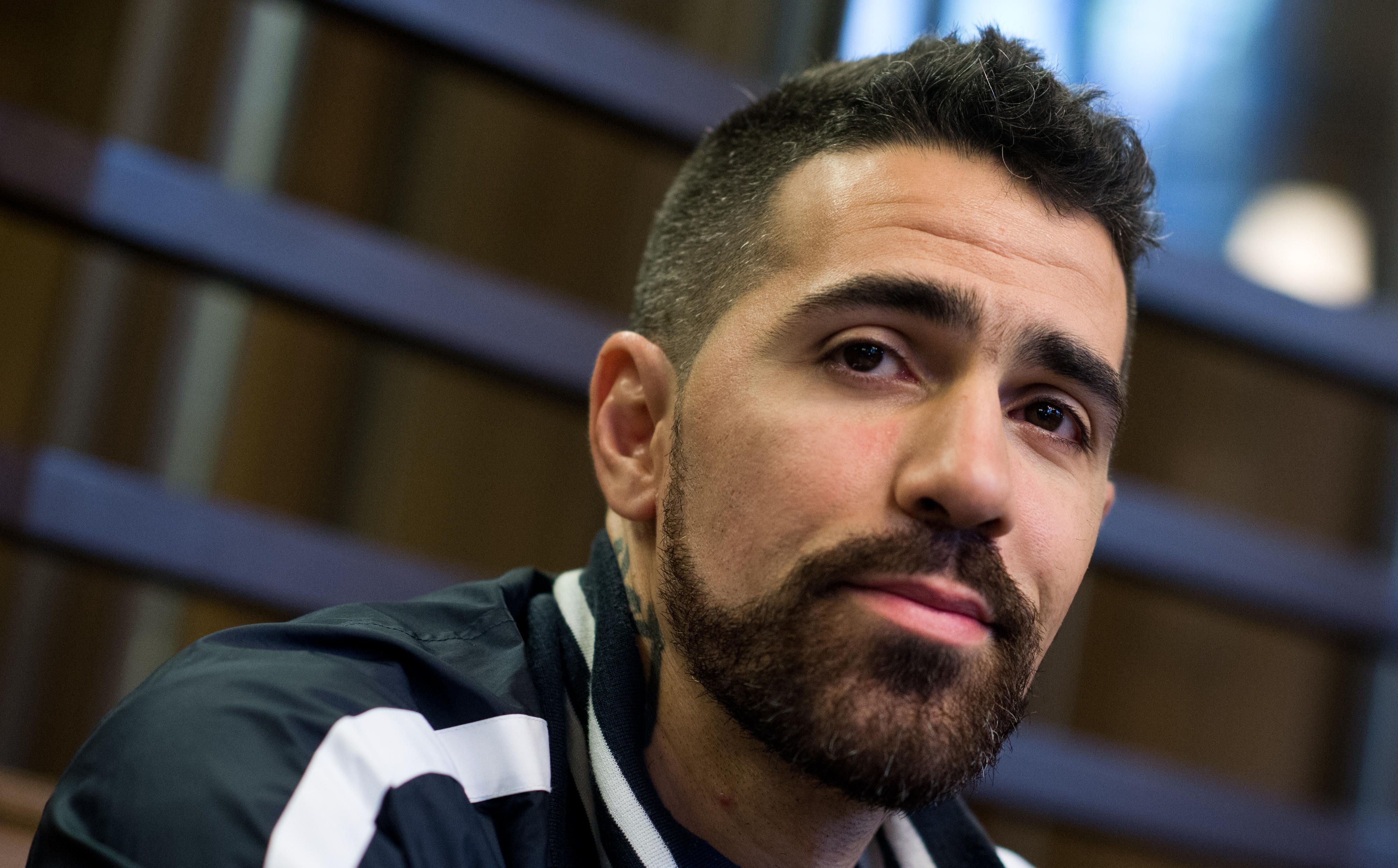 Der Rapper Bushido sitzt im Februar 2014 in einem Gerichtssaal in Berlin