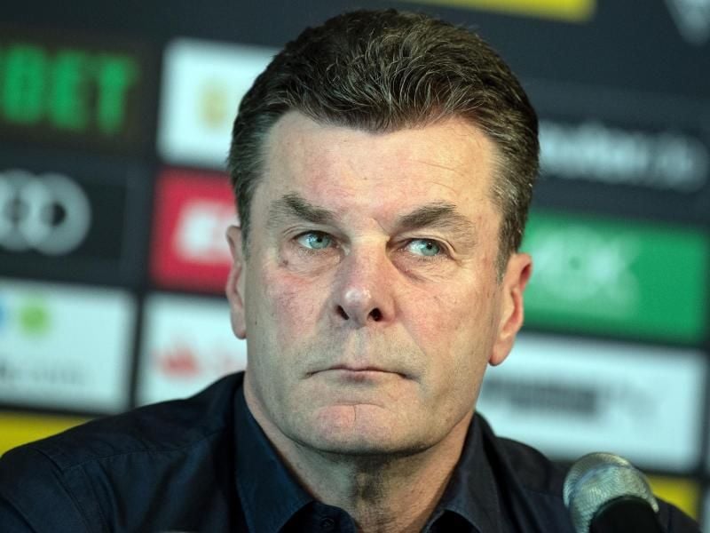 Muss Borussia Mönchengladbach am Saisonende verlassen: Trainer Dieter Hecking. Foto: Federico Gambarini