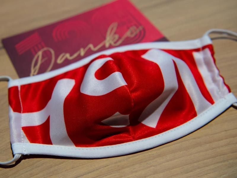 Die Bundesliga-Trainer müssen während des Spiels nun doch keinen Mund-Nasenschutz tragen. Foto: Sven Hoppe/dpa