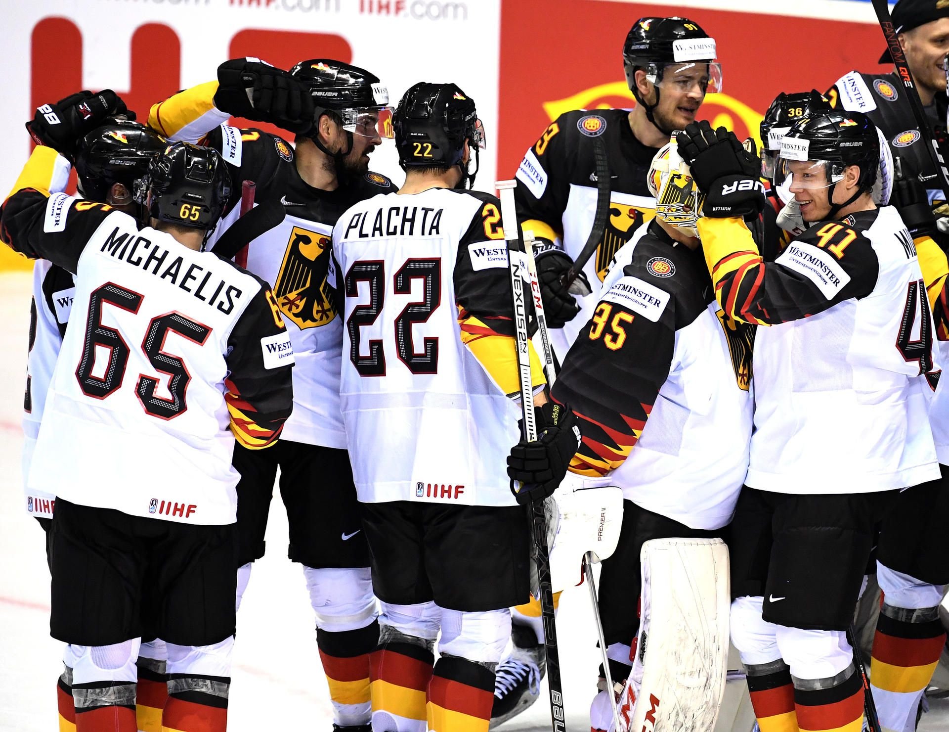 Das DEB-Team hat durch den vierten Sieg so gut wie sicher das Viertelfinale der Eishockey-WM in der Slowakei erreicht.