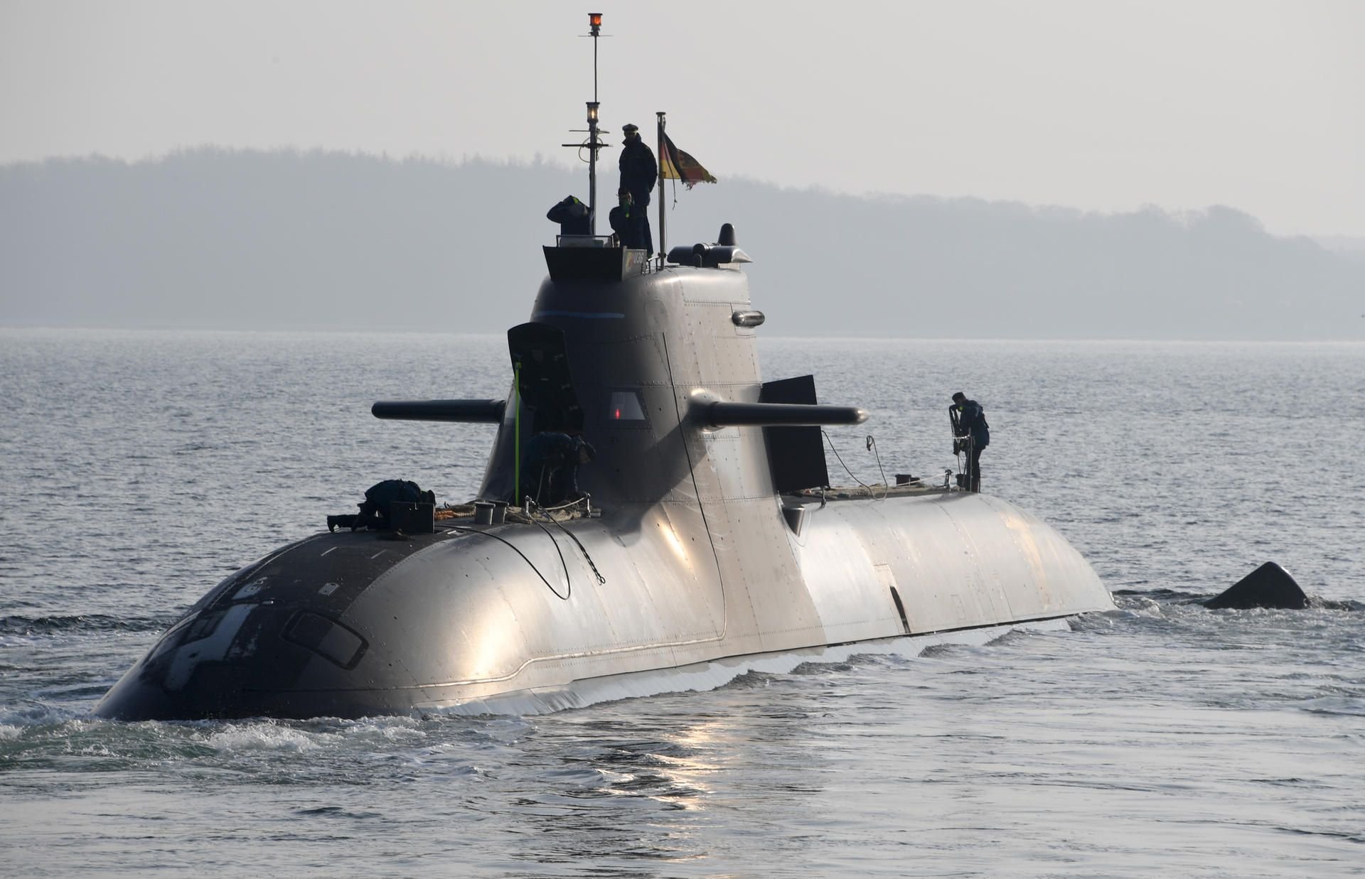 Das deutsche U-Boot U36 beim Auslaufen im Januar 2019