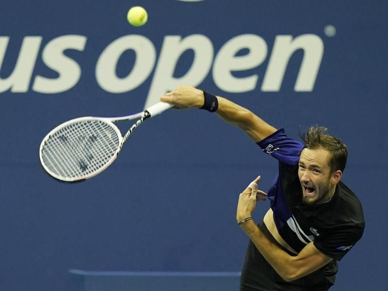Daniil Medwedew setzte sich gegen J. J. Wolf mit 6:3, 6:3 und 6:2 durch und hat das US Open-Achtelfinale erreicht. Foto: Frank Franklin II/AP/dpa