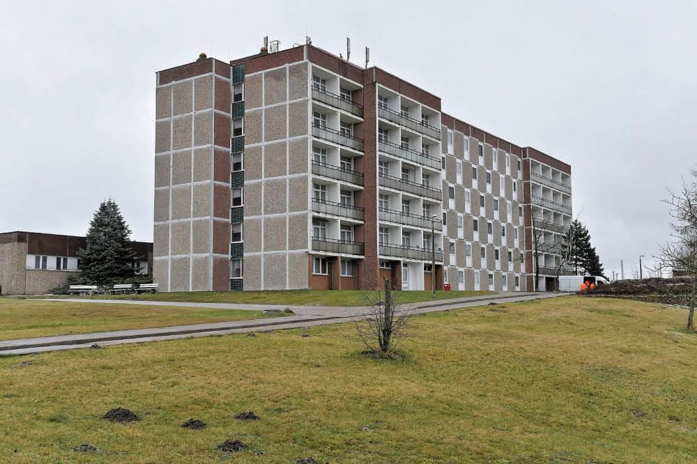 Aktiv auf dem Immobilienmarkt bewerben will die Stadt die Liegenschaft in der Waldstraße 15.