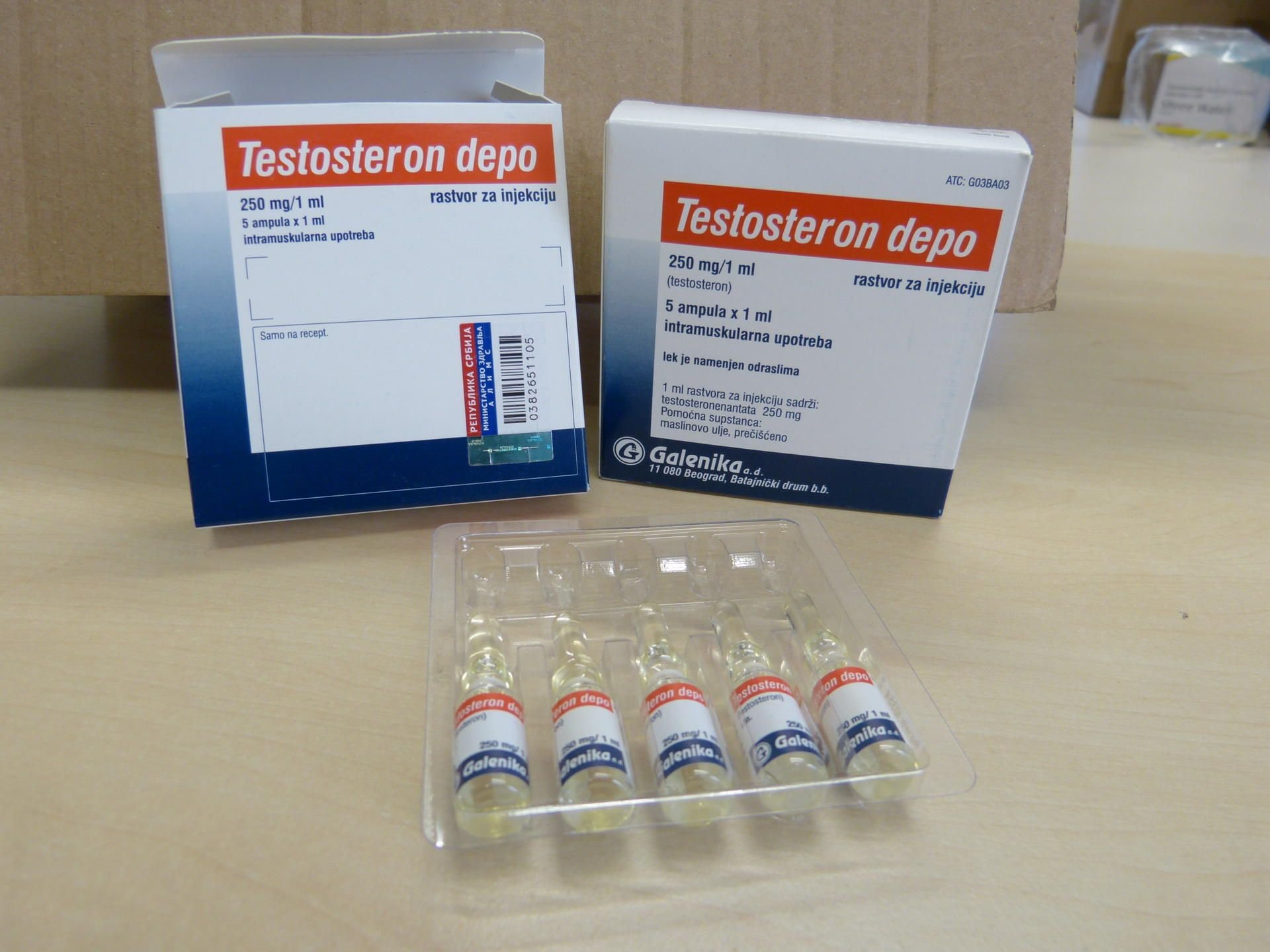 Ampullen mit Testoteron sind in Frankfurt beschlagnahmt worden.