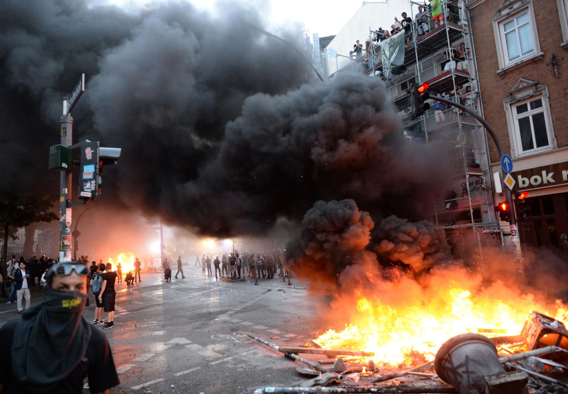 In Hamburgs Innenstadt ist es während des G-20-Gipfels zu regelrechten Straßenschlachten gekommen.