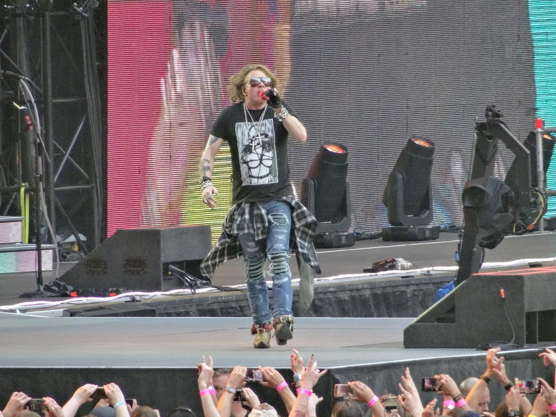 Axl Rose steht am Samstag in Leipzig auf der Bühne
