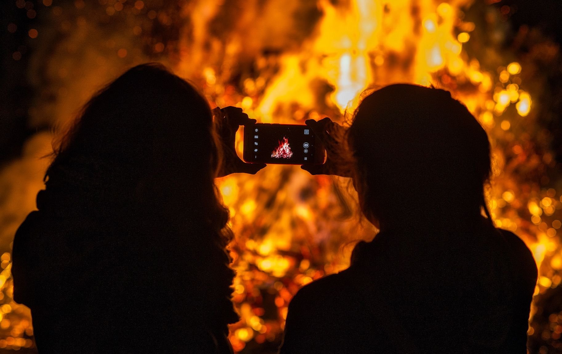 Osterfeuer in Ditfurt bei Quedlinburg