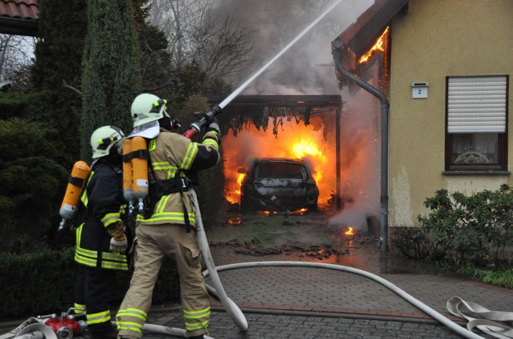 Um die künftige Struktur der Feuerwehr und damit ihre Einsatzfähigkeit wird gerungen.
