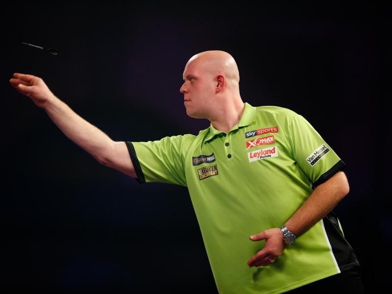 Droht bei der Darts-Team-WM auszufallen: Michael van Gerwen. Foto: John Walton/PA Wire/dpa