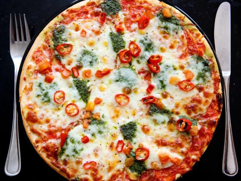 Vor 50 Jahren kam die erste Tiefkühlpizza in den deutschen Handel. Seit Beginn der Corona-Krise ist das Fertiggericht besonders gefragt. Foto: picture alliance / dpa