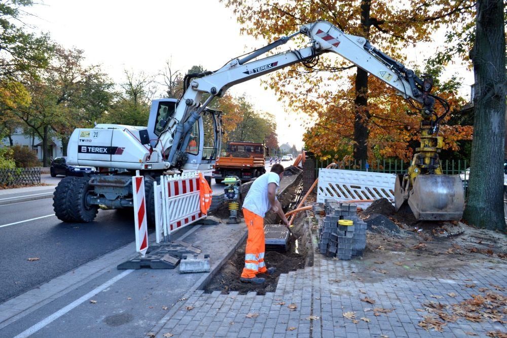Seit November vergangenen Jahres läuft der Breitbandausbau für Zahna-Elster. In Mühlanger und anderen Ortsteilen werden derzeit Tiefbauarbeiten durchgeführt und Kabel verlegt. Die ersten Haushalte können Anfang nächsten Jahres das schnelle Internet nutzen.
