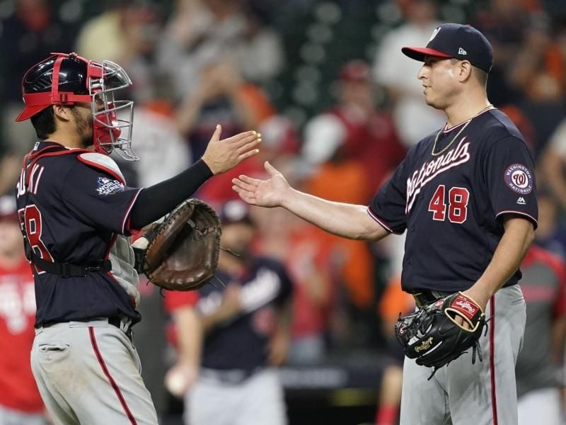 Die Washington Nationals haben auch das zweite Spiel der World Series gewonnen. Foto: David J. Phillip/AP/dpa