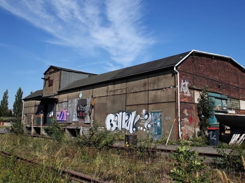 Die wegen Sicherheitsmängeln vorübergehend geschlossen Kulturstätte Soul Kitchen. Foto: Malte Christians dpa/Archivbild