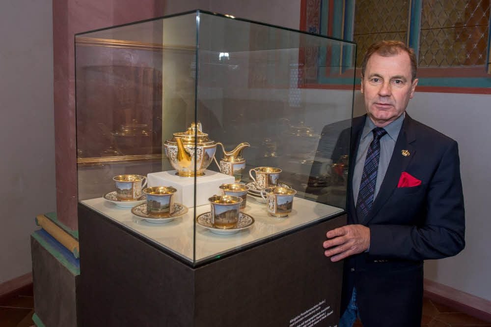 Porzellan ist seine Leidenschaft: Hans-Werner Trummel hat dem Kunstmuseum Moritzburg in Halle dieses wertvolle Service geschenkt.