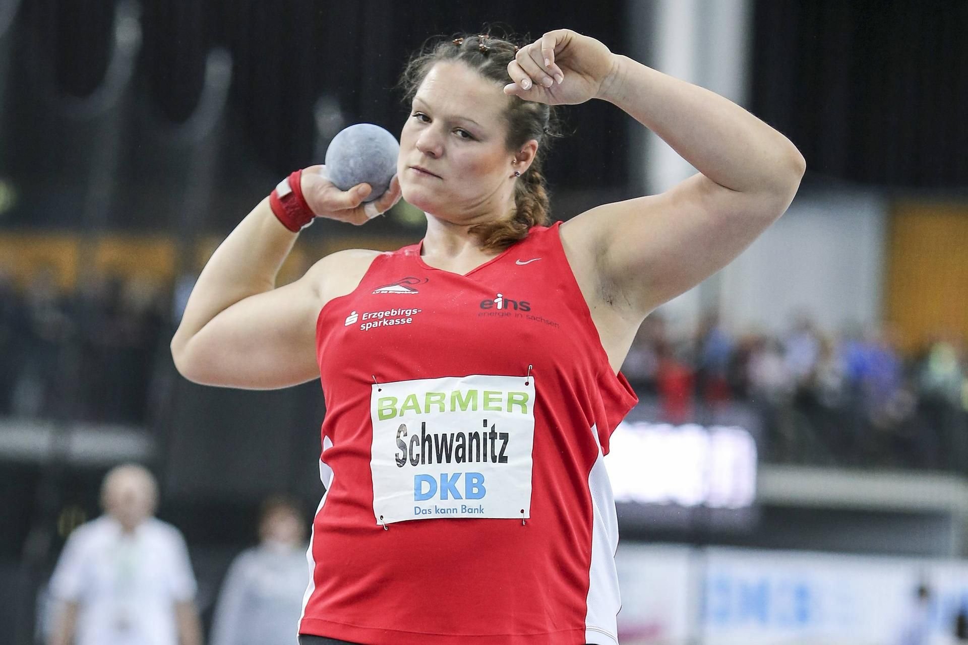 Kugelstoß-Ass Christina Schwanitz peilt Comeback beim Sportfest in Halle an.