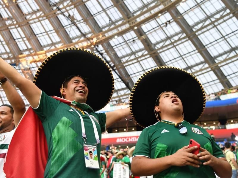 Mexikos Anhänger rufen traditionell „Puto” bei Abschlägen oder Freistößen des Gegners. Foto: Ina Fassbender