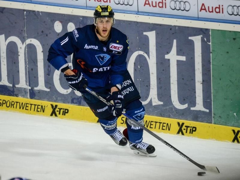 Die Straubing Tigers haben Verteidiger Benedikt Schopper vom ERC Ingolstadt verpflichtet. Foto: Armin Weigel