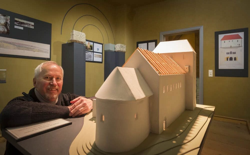 Heinz A. Behrens ist Vorsitzender der Nordharzer Altertumsgesellschaft und hat sich dem Kloster Wendhusen verschrieben.