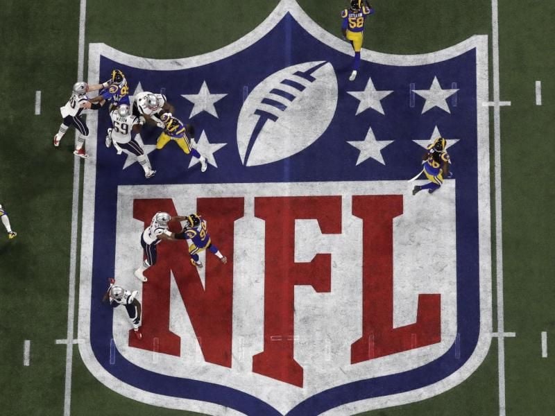 Wegen der Corona-Pandemie wird der NFL-Terminkalender auch in der fünften Spielwoche durcheinandergewirbelt. Foto: Morry Gash/AP/dpa