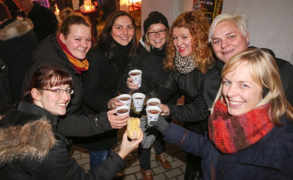 In den Weißenfelser Hinterhöfen gab es jede Menge Glühwein.