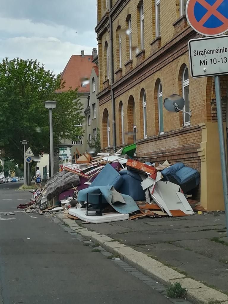 Sperrmüll in der Schlosserstraße