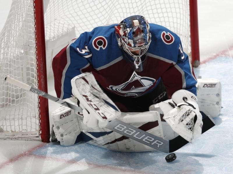 Philipp Grubauer steht für Colorado Avalanche im Tor. Foto: David Zalubowski/AP