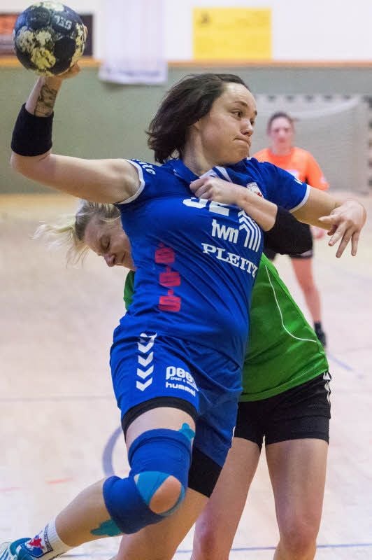 Die HCB-Frauen, hier Sarah Schaaf, können in der Mitteldeutschen Oberliga noch Vierter werden.