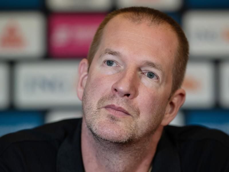 Henrik Rödl bleibt weiterhin Basketball-Bundestrainer. Foto: Swen Pförtner