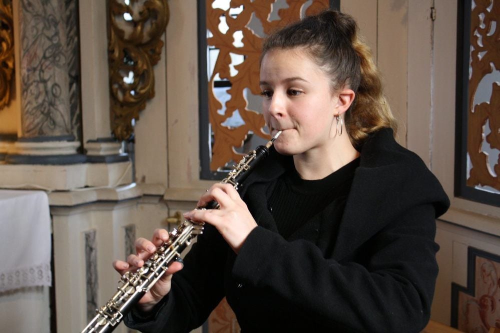 Katharina Krannich spielt nicht nur Oboe, sondern steht auch als Darstellerin auf der Bühne - zum Beispiel im Musical „Annie“.