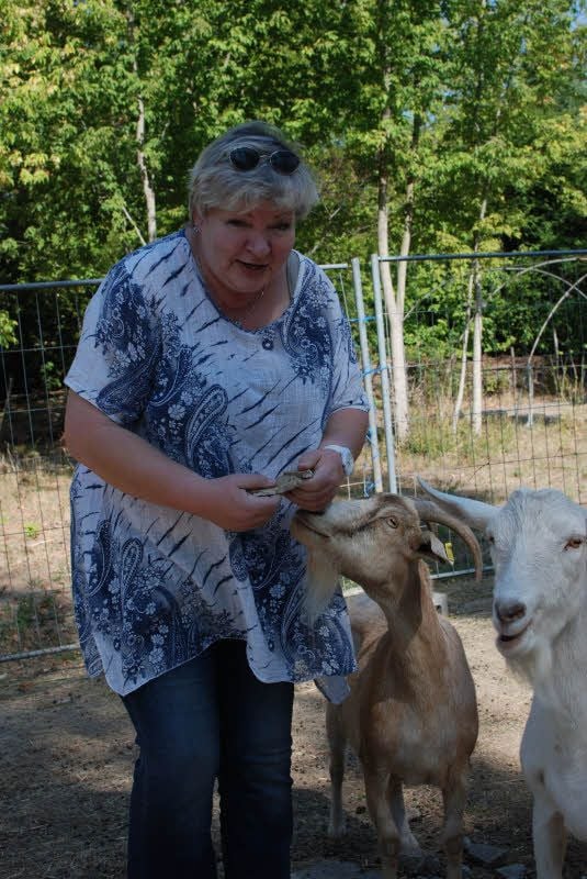 Barbara Herbst führt in Delitz am Berge eine Tierpension. Sie hat finanzielle Probleme, seit die Gemeinde Teutschenthal einen Vertrag mit ihr beendet hat.