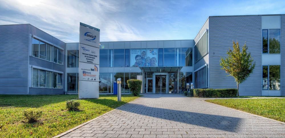 Das Betriebs- und Verwaltungsgebäude am Steinkreuzweg: Seit 1997 haben die Technischen Werke Naumburg hier ihren Sitz.