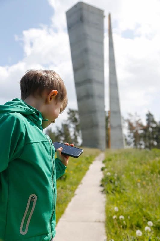 Ziel erreicht! Janosch hat es bis zum Fundort der Himmelsscheibe auf dem Mittelberg geschafft.