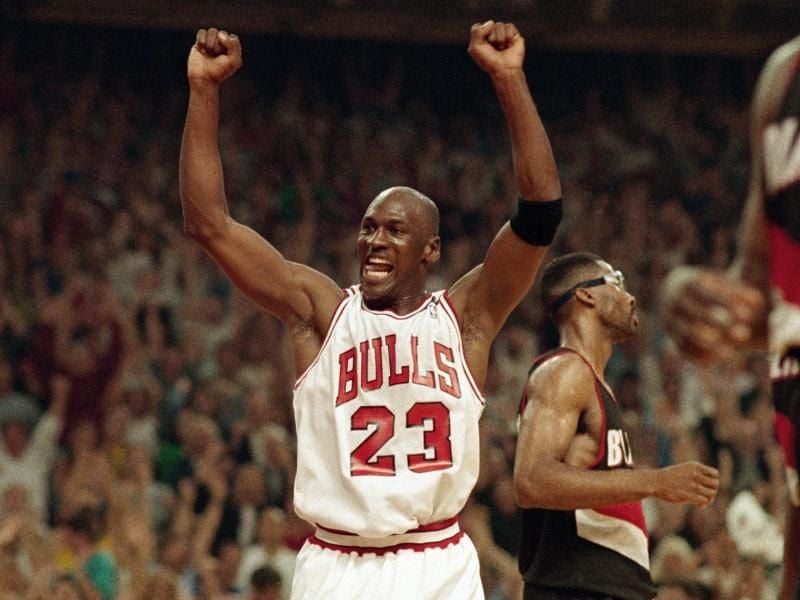 Statt den Playoffs der NBA wird eine Dokumentation über Michael Jordan und seine letzte Saison bei den Chicago Bulls gezeigt. Foto: John Swart/AP/dpa